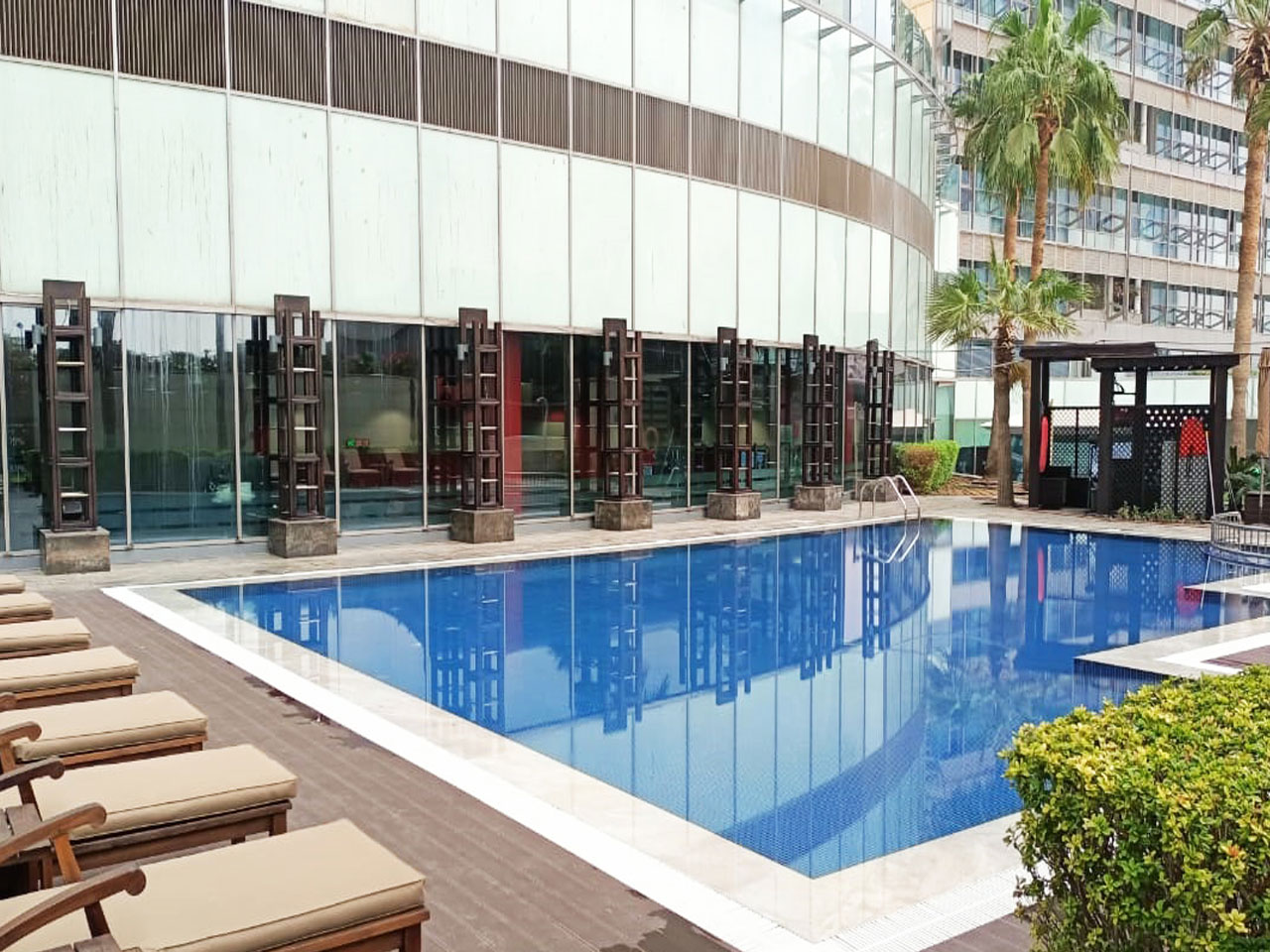 Burjuman Pool