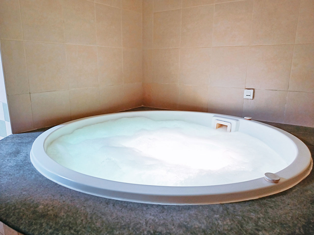Jacuzzi-murooj